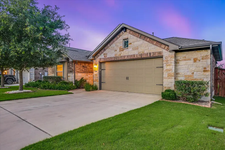 220 Allegrini St, Leander, TX 78641 - #2
