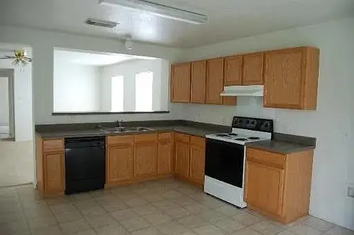 3851 Cherokee Blvd, New Braunfels, TX 78132 - #3