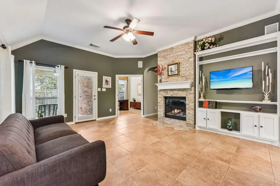 303 Flagstone Ct, Cedar Park, TX 78613 - Image #3