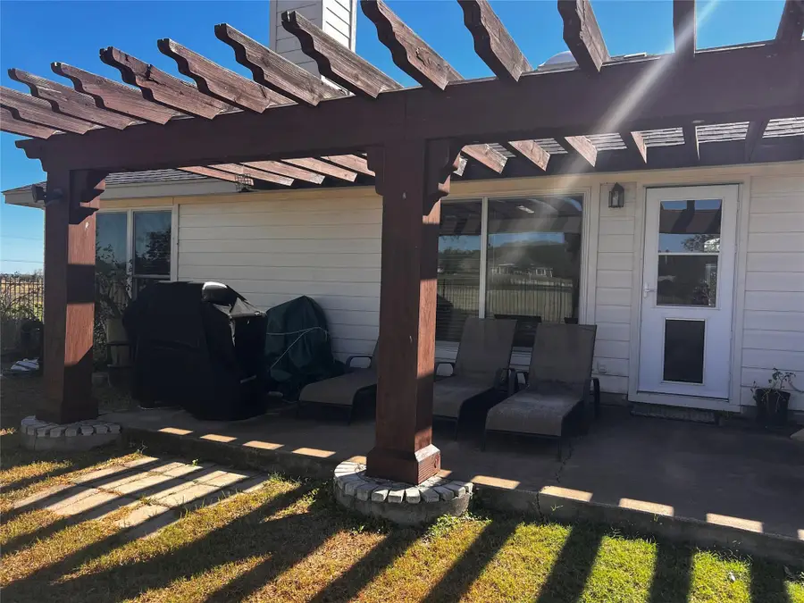 400 Colovista Pkwy, Bastrop, TX 78602 - Image #2