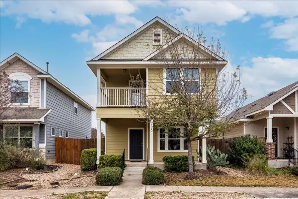 126 Wainscot Oak Way, San Marcos, TX 78666
