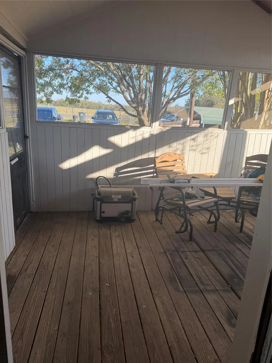 2198 Fm 1704, Elgin, TX 78621 - #2