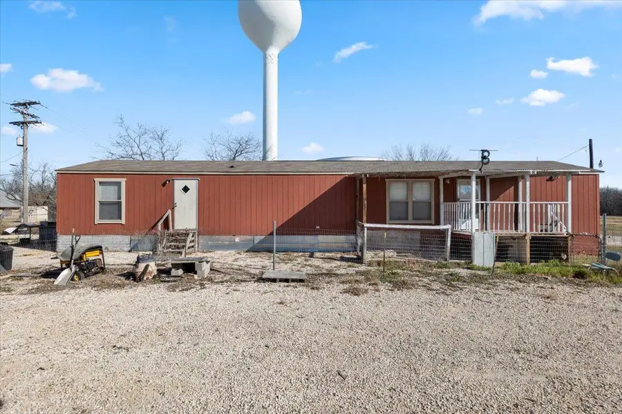 337 SW Front St, Bartlett, TX 76511 - #2