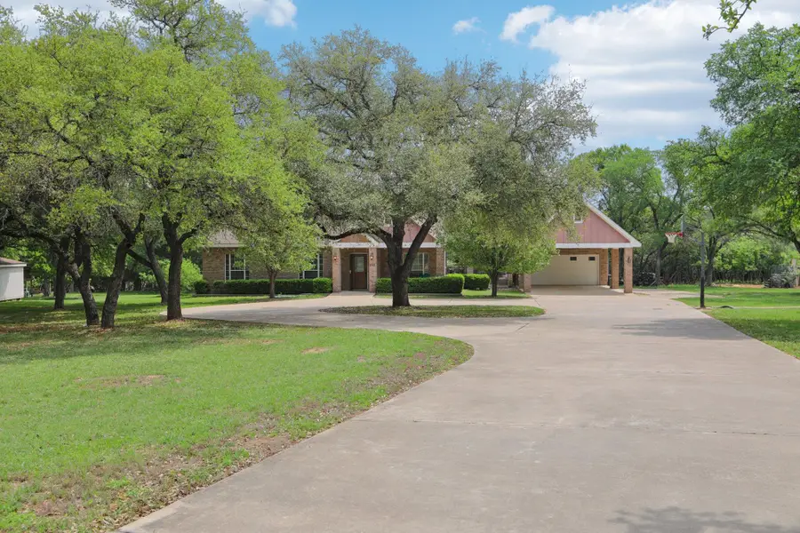 202 Serenada Dr, Georgetown, TX 78628 - Image #3