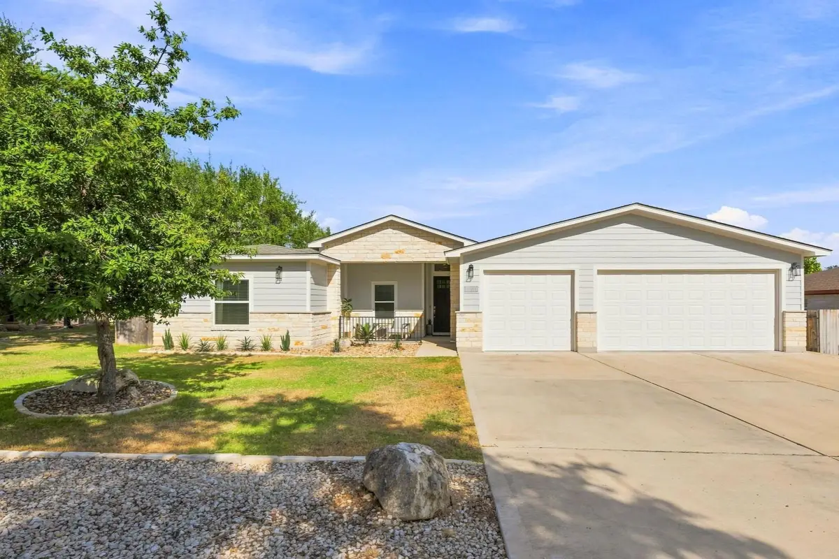 2111 American Dr, Lago Vista, TX 78645 - #1
