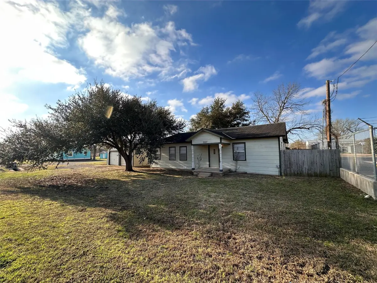 3997 Fm 535, Red Rock, TX 78662 - Image #1