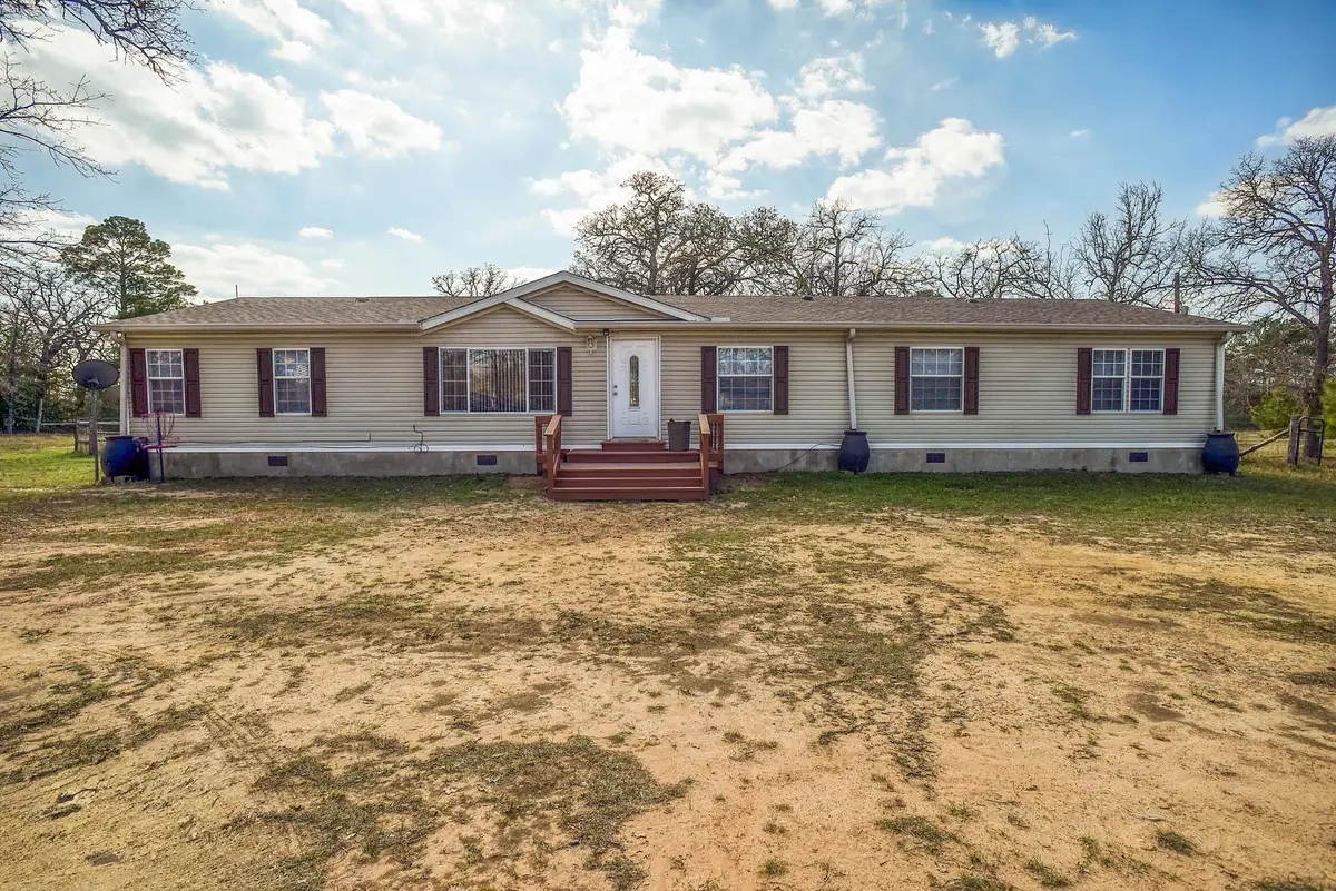 552 S Old Potato Rd, Paige, TX 78659 - #1
