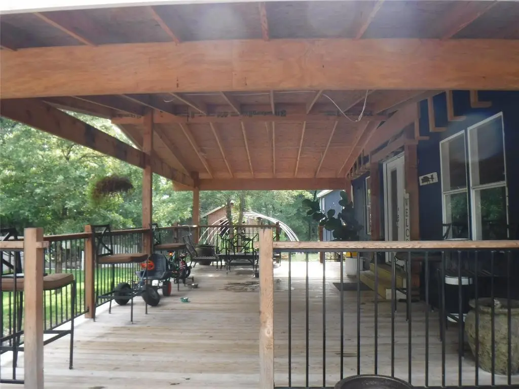 191 Hickory Ln, Elgin, TX 78621 - #1