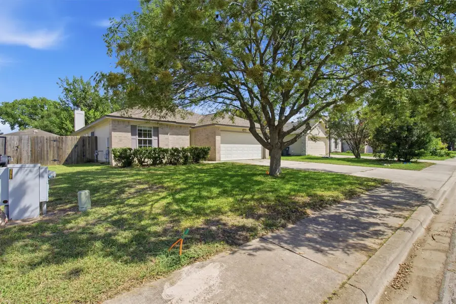 168 Beau Ln, Kyle, TX 78640 - #2