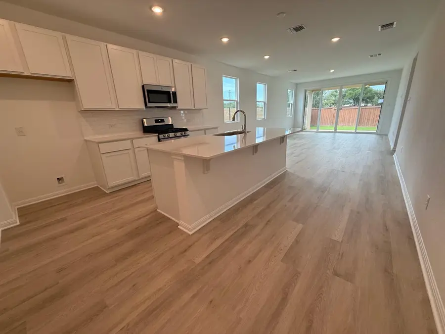 1028 Stonehill Dr, Georgetown, TX 78633 - Image #3