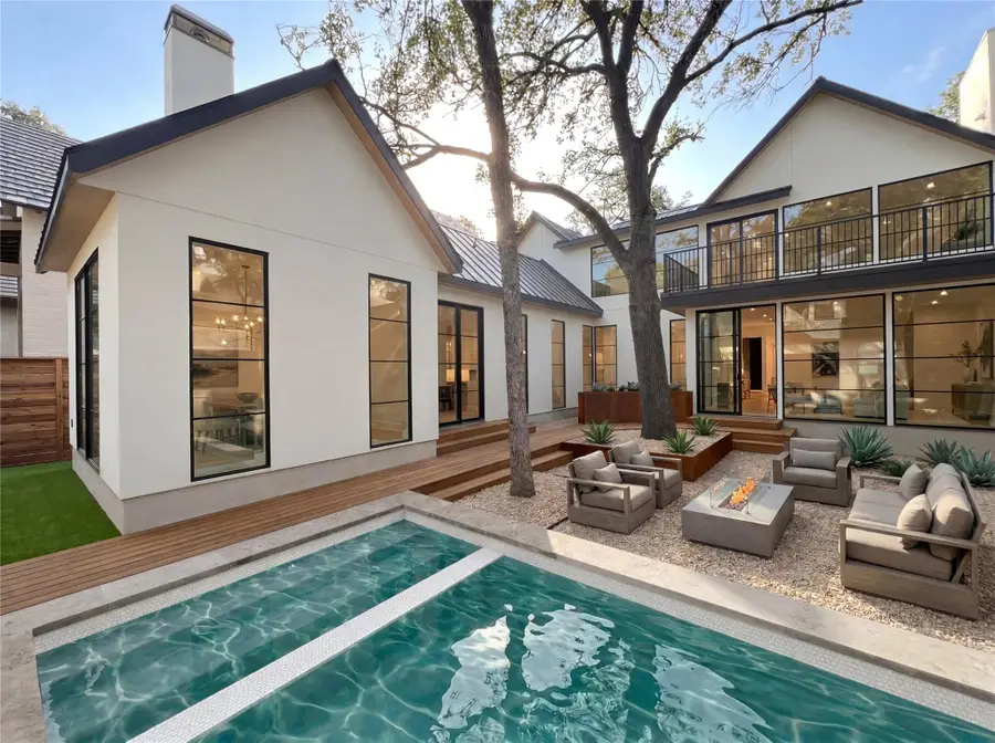 2006 Mountain View Rd, Austin, TX 78703 - #3