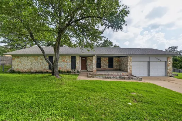 1308 May Dr, Austin, TX 78753