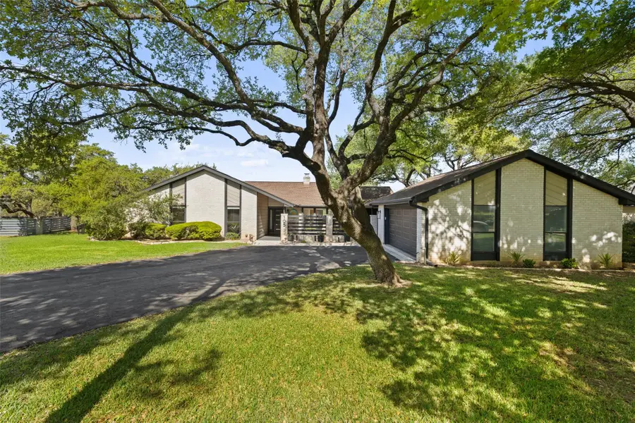 105 Palos Verdes Dr, Lakeway, TX 78734 - Image #3