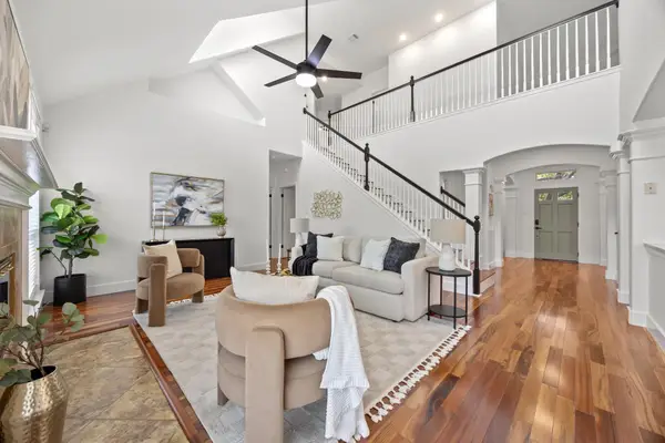 1245 Lacey Oak Loop, Round Rock, TX 78681
