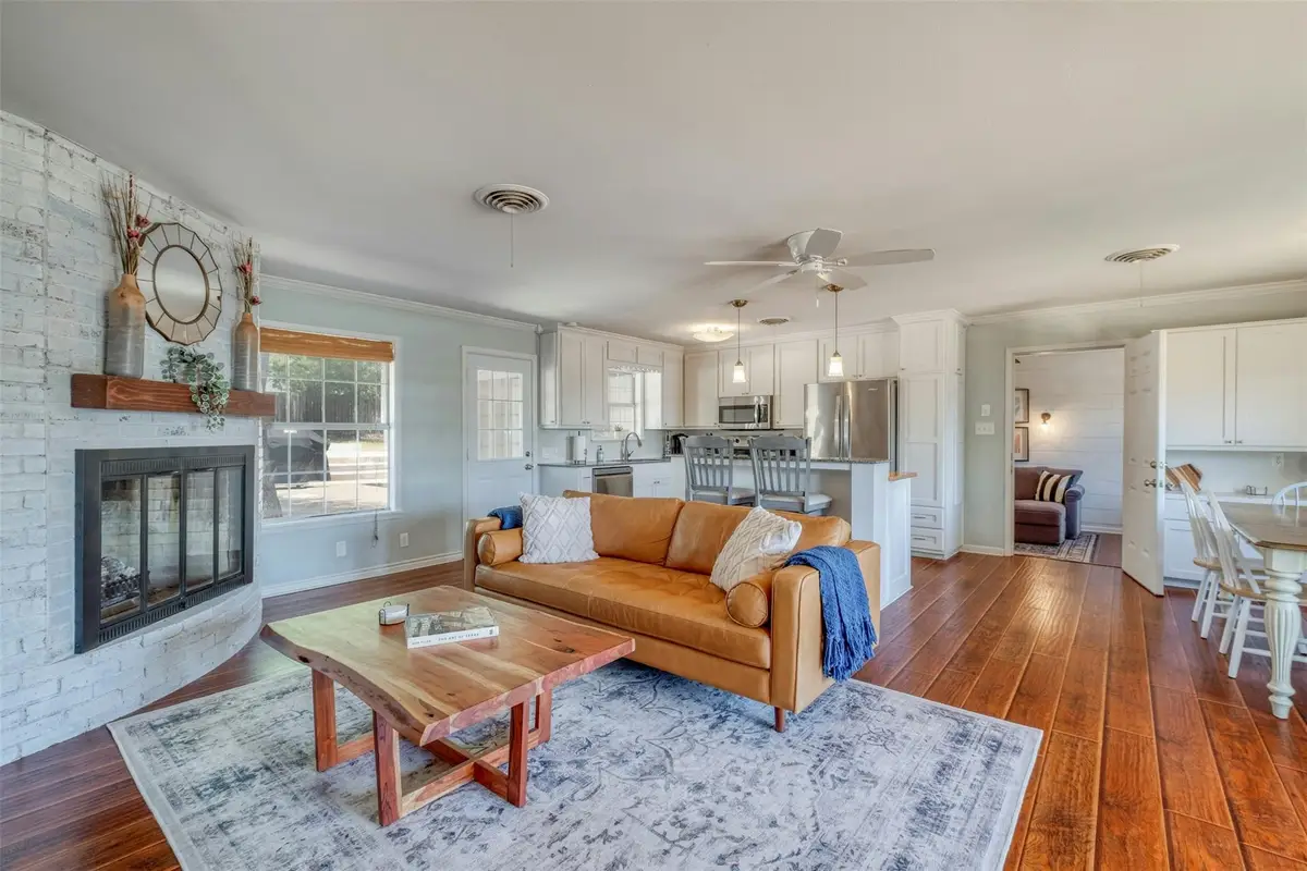 1208 Country Club Rd, Georgetown, TX 78628 - #1