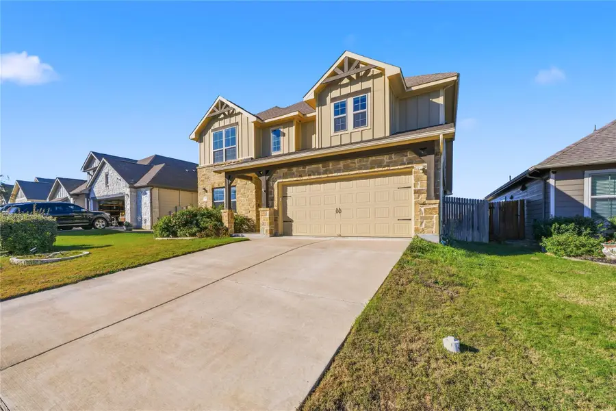 134 Finley St, Hutto, TX 78634 - Image #2