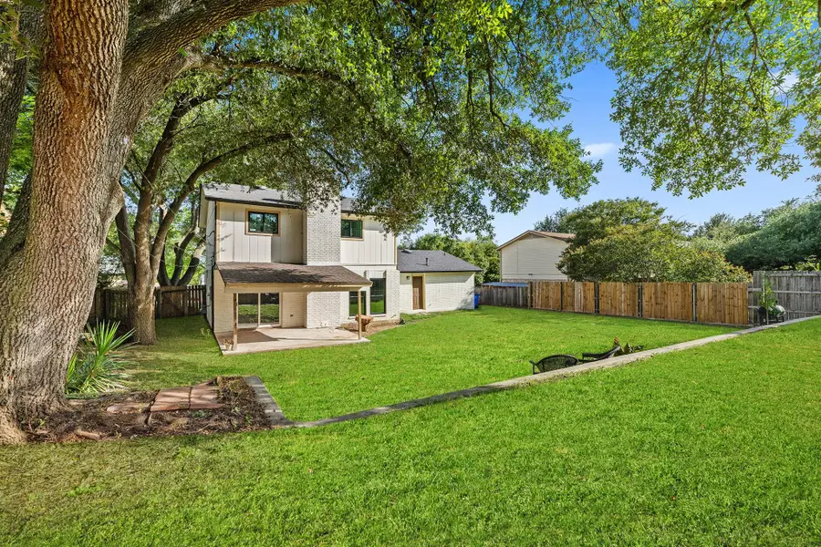 600 Pintail Ln, Taylor, TX 76574 - #2