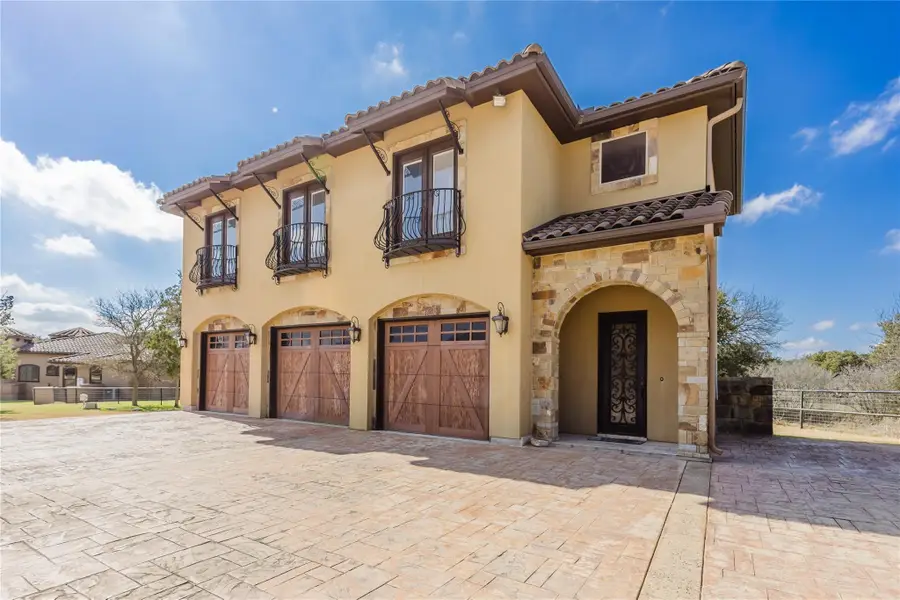 1024 Spanish Trl, New Braunfels, TX 78132 - Image #3