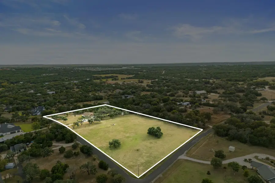 225 Foust Dr, Liberty Hill, TX 78642 - Image #2