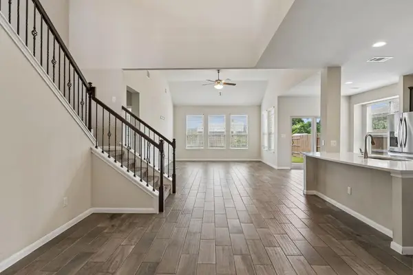 301 Rimrock Ct, Bastrop, TX 78602