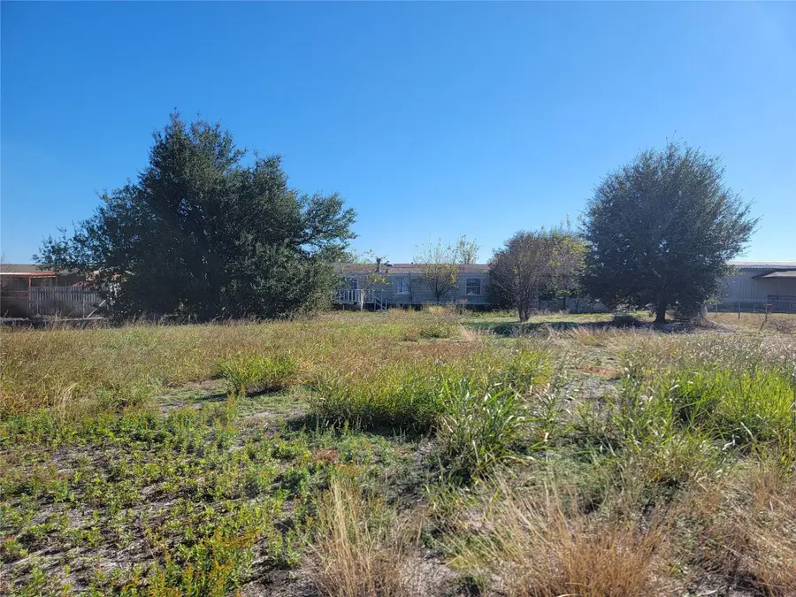 221 Tall Oak Dr, Hutto, TX 78634 - Image #3