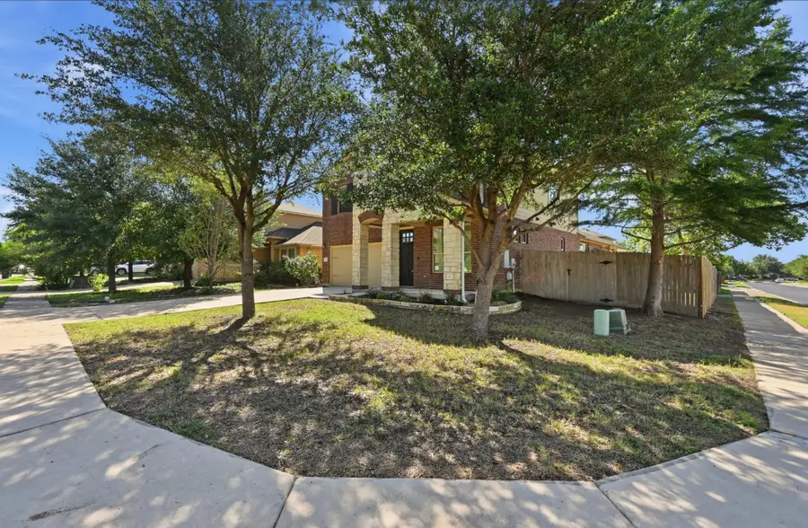 351 Wincliff Dr, Buda, TX 78610 - #2