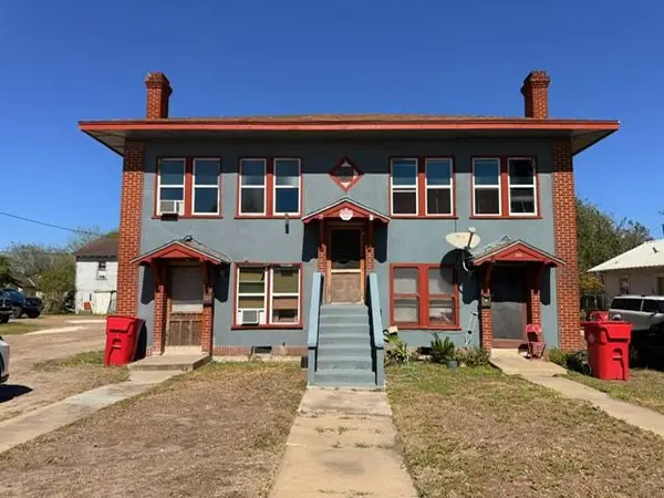 323 E Avenue C Ave, Robstown, TX 78380