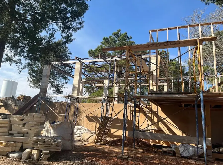 104 Lilly Ln, Elgin, TX 78621 - #2