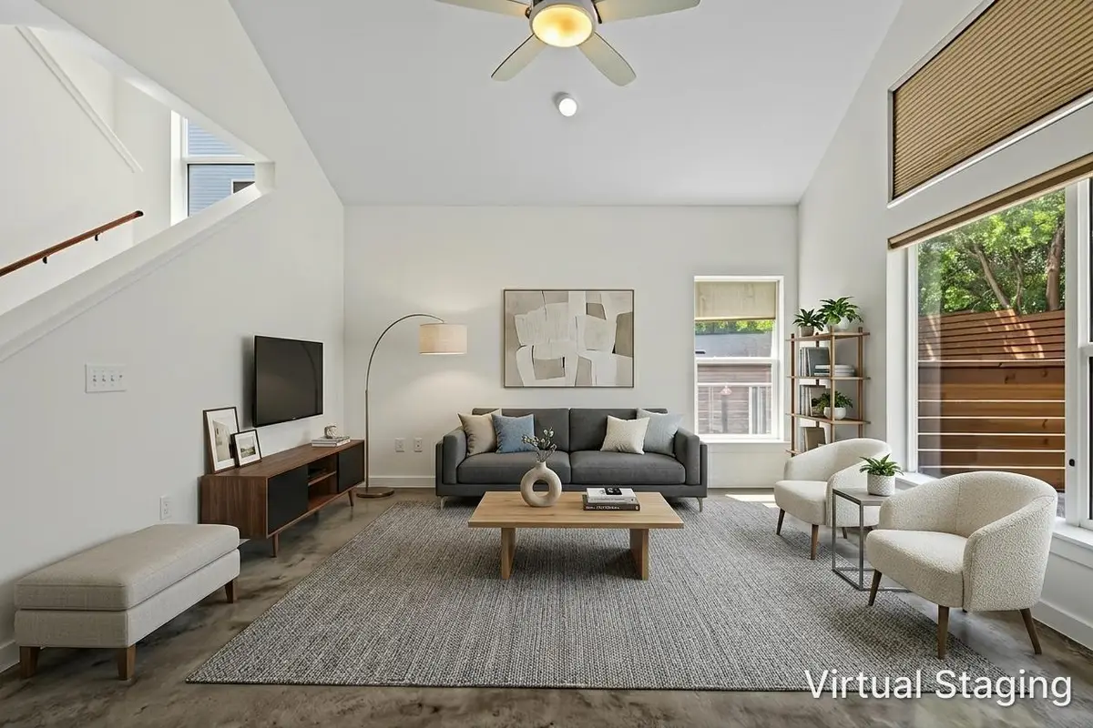 301 W Stassney Ln #34, Austin, TX 78745 - #1