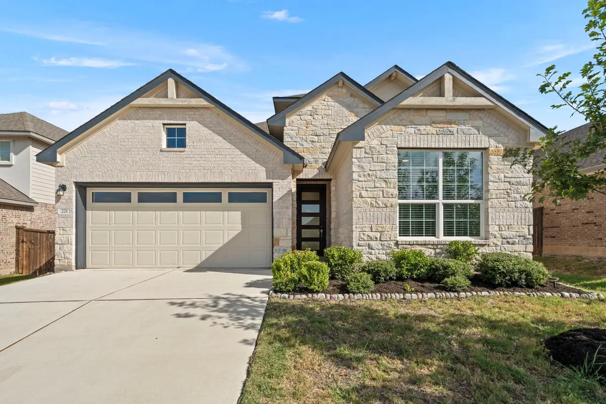 221 Indian Shoal Dr, Georgetown, TX 78628 - #1