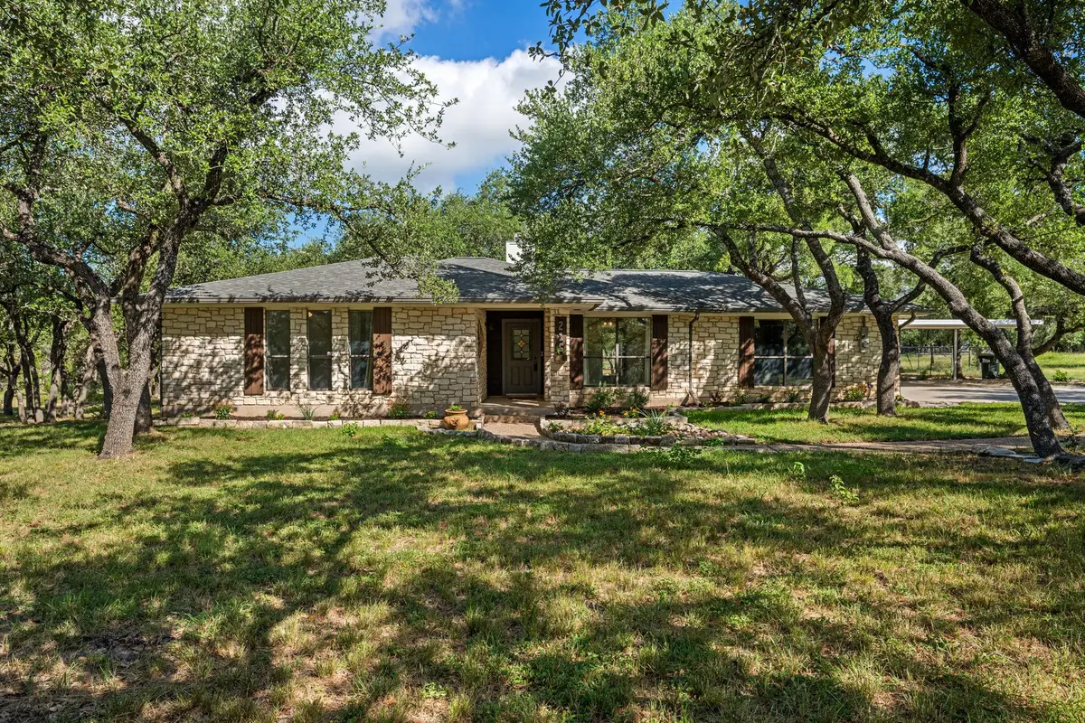 216 Country Rd, Georgetown, TX 78628 - Image #1