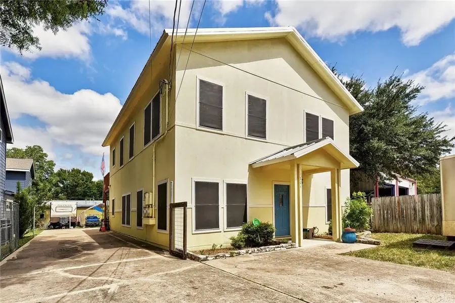 604 Fletcher St, Austin, TX 78704 - Image #2
