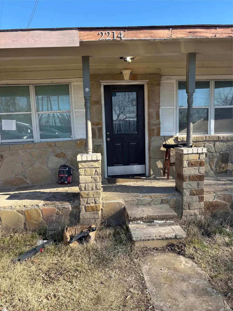 2214 Gardenia Dr, Austin, TX 78727 - Image #3