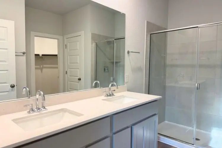 196 Bendecido Loop, Elgin, TX 78621 - Image #3