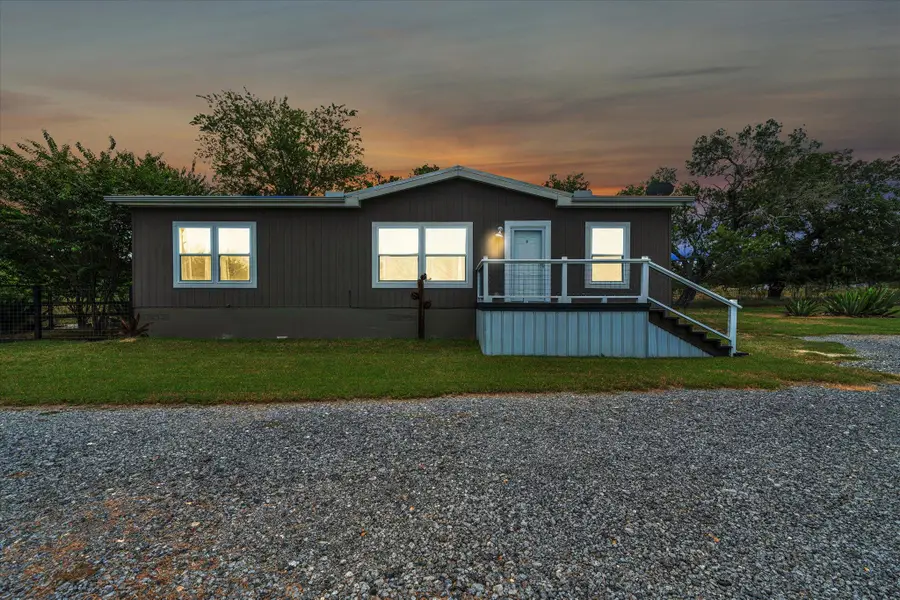 1500 Wattsville Rd, Luling, TX 78648 - #2