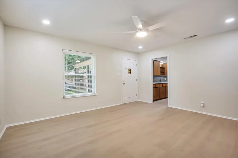 3112 Crosscreek Dr, Austin, TX 78757 - #3