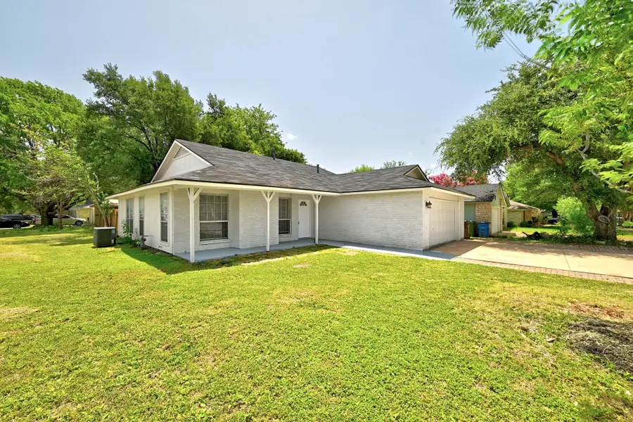 1411 Bellmar Dr, Round Rock, TX 78664 - #2