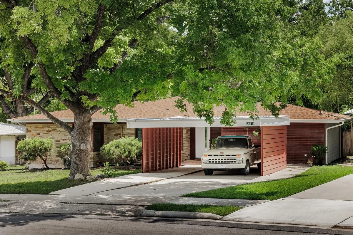2811 W Fresco Dr, Austin, TX 78731 - #1