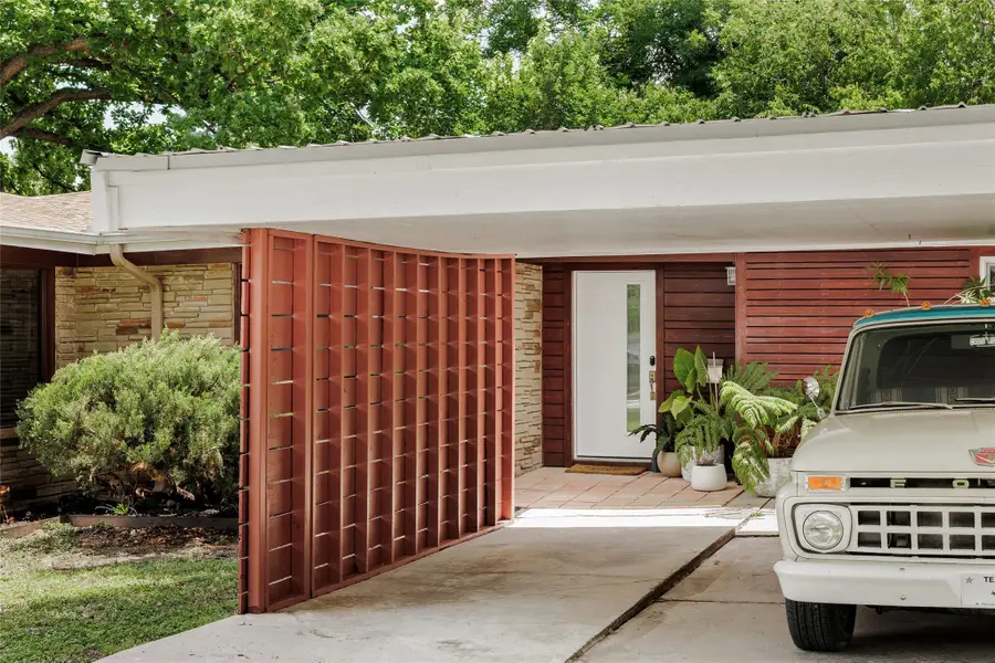 2811 W Fresco Dr, Austin, TX 78731 - #3
