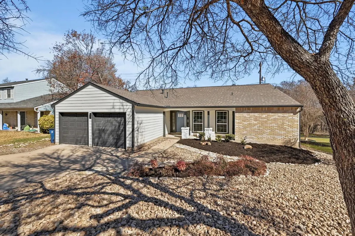 11837 Eubank Dr, Austin, TX 78758 - #1