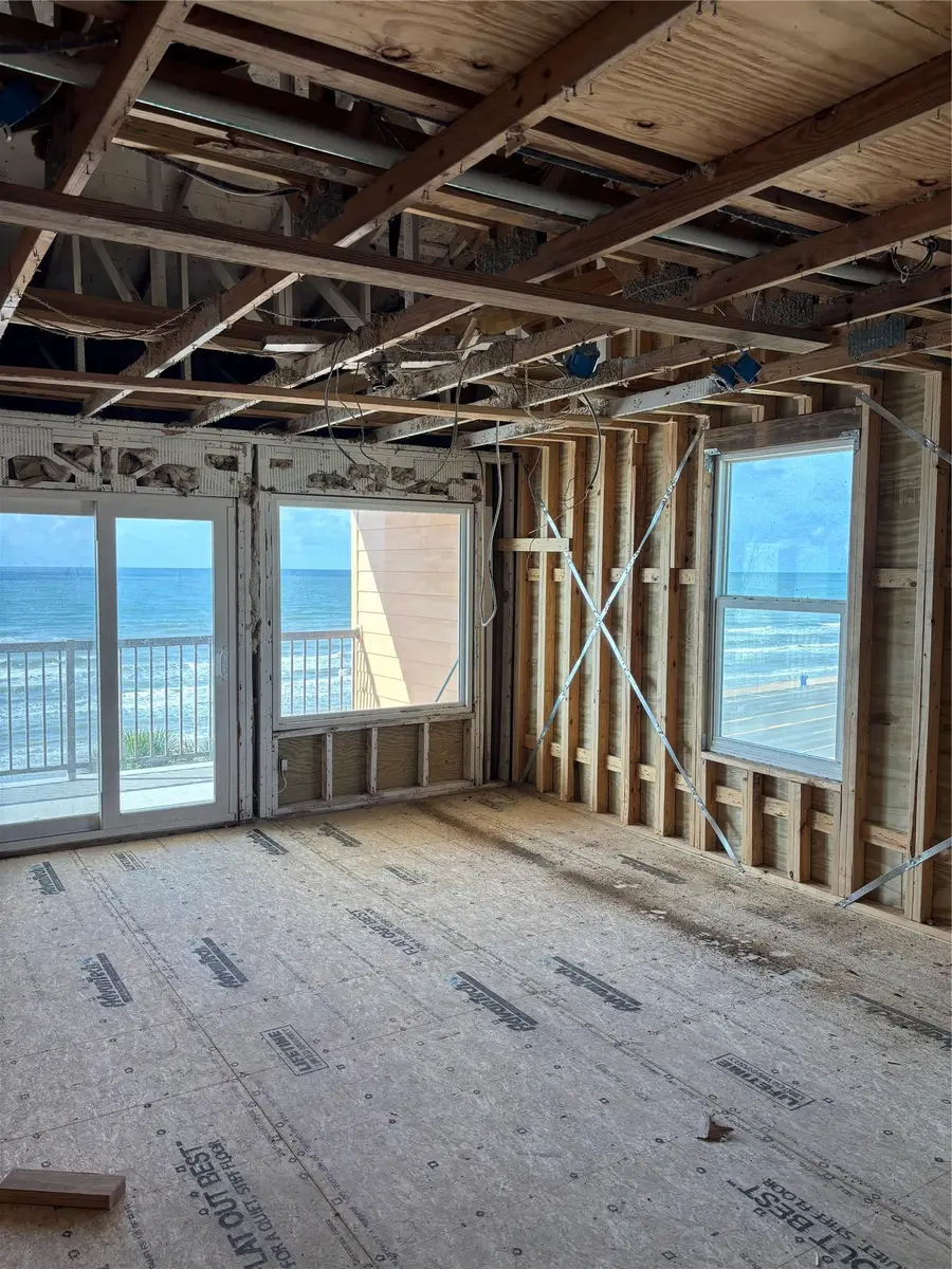 9520 Seawall Blvd #401, Galveston, TX 77554 - #3