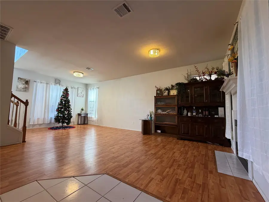12332 Donovan Cir, Austin, TX 78753 - Image #3