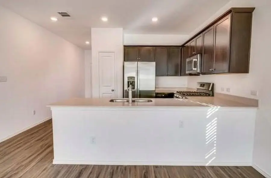 216 George Neggan Ln, Bastrop, TX 78602 - #2
