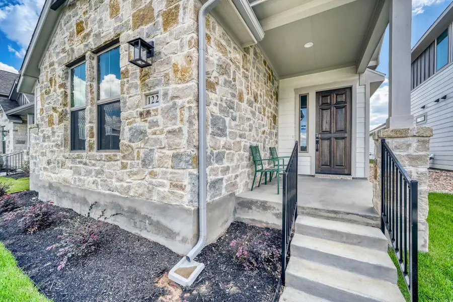 122 International St, Buda, TX 78610 - #3