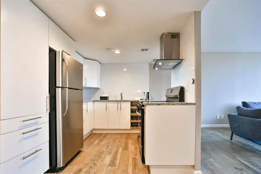 1800 Lavaca St #A-608, Austin, TX 78701 - #3