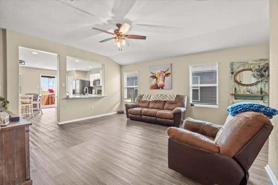 342 Kowald Ln N, New Braunfels, TX 78130 - Image #3