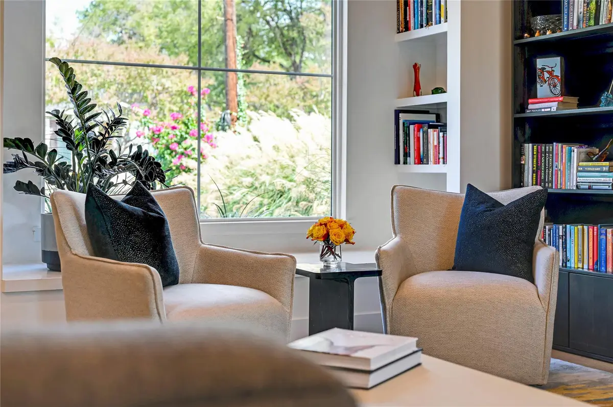 1211 Alegria Rd, Austin, TX 78757 - Image #1