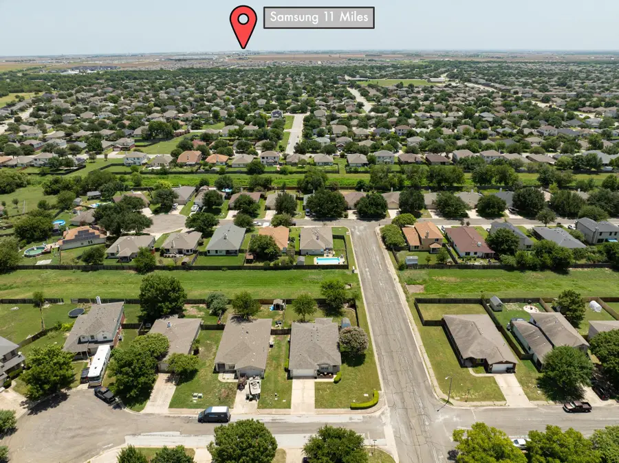 100 Bennett Cv, Hutto, TX 78634 - #3