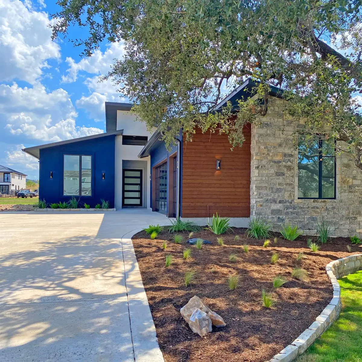 105 Blue Heron Dr, Kingsland, TX 78639 - Image #1