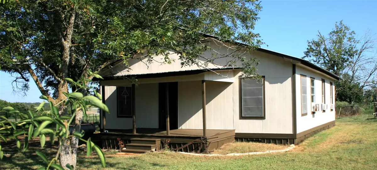 181 N Main St, Paige, TX 78659 - Image #1